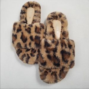 J/Slides Women's Brown Lovlie Slipper Leopard Faux Fur Size 10 NEW